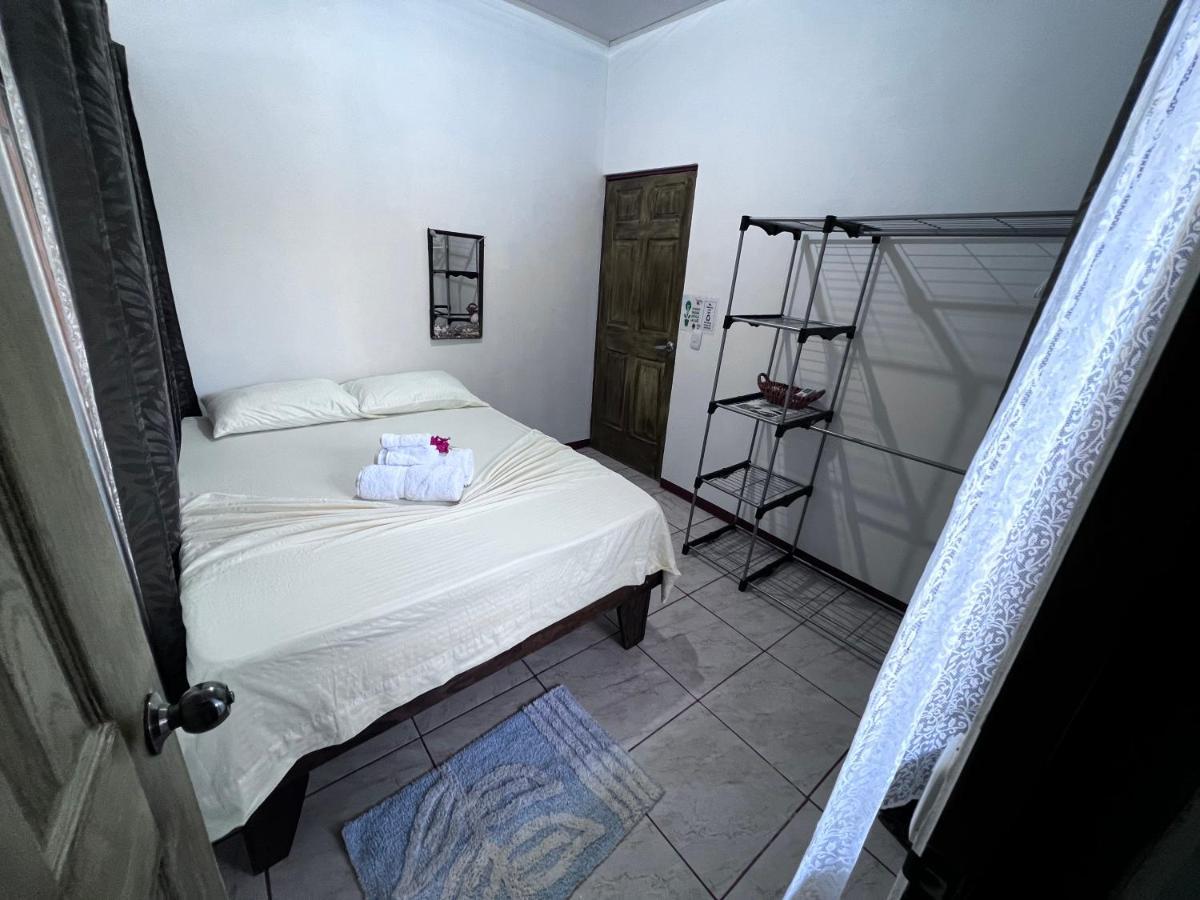 טורטוגוארו Natural Experience House מראה חיצוני תמונה